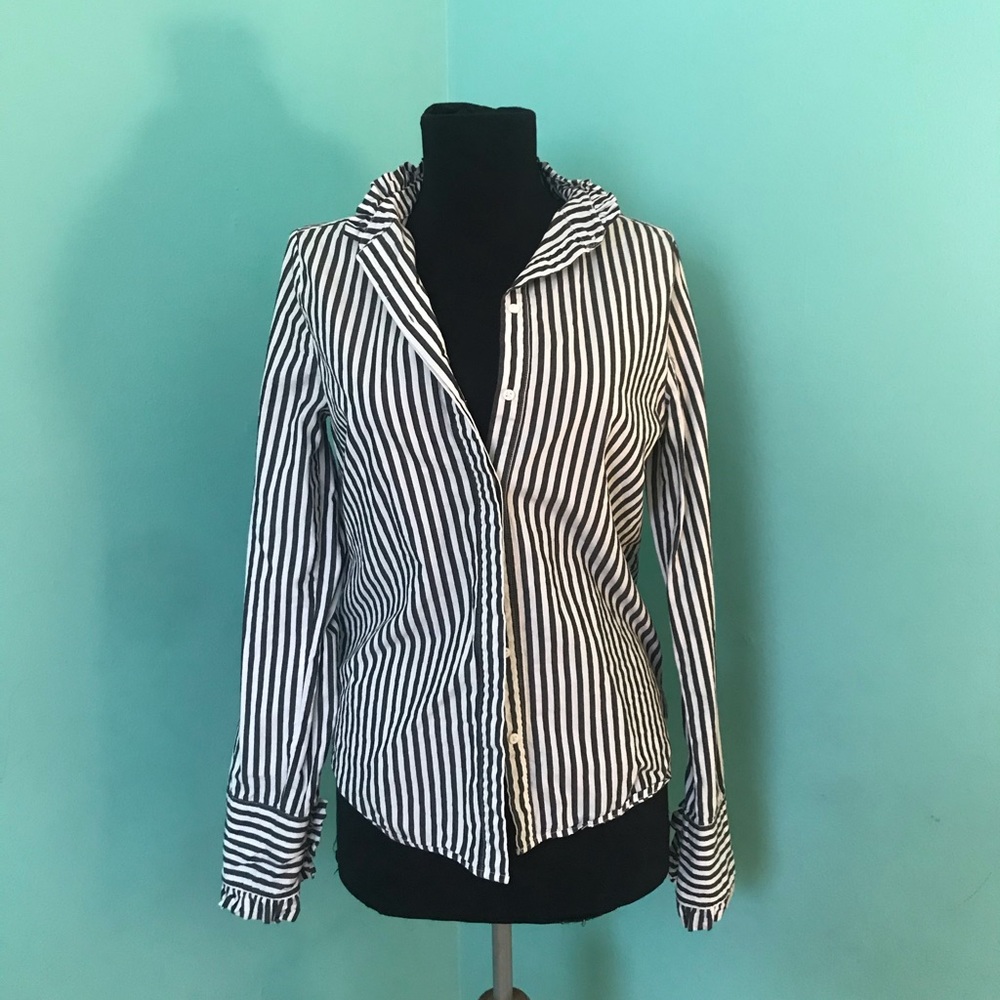 Stripped button up